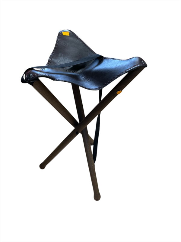 Trojnožka koža/drevo